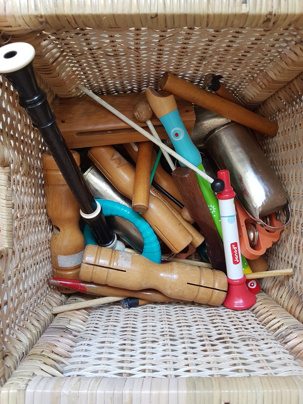 Are there any&nbsp;violins?